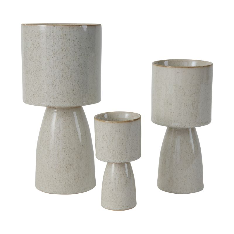 beta footed pot vase from flower + furbish Shop now at flower + furbish