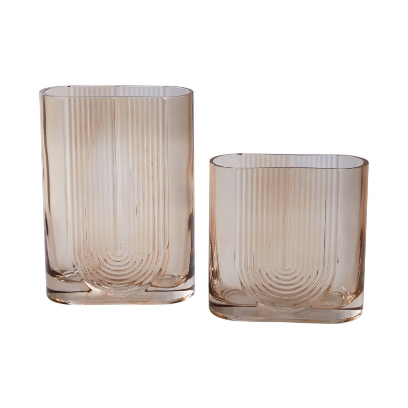 moreno vase from flower + furbish Shop now at flower + furbish