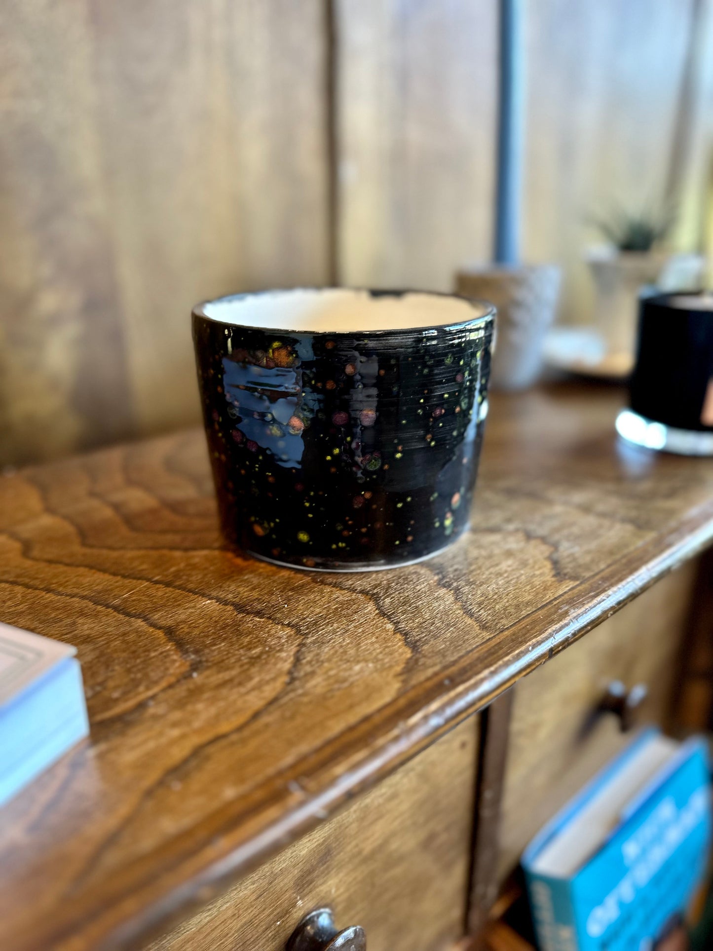 black speckle pot vase from flower + furbish Shop now at flower + furbish