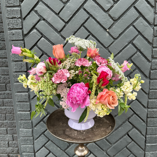 designer’s choice seasonal arrangement shop now at flower + furbishanniversary, birthday, celebration, congrats, congratulations, encouragement, floral arrangement, Flowers, fresh flower, friendship, Get well, Gift, Holiday, just because, love, mom, new baby, Seasonal, sympathy, thank you, vase, vased arrangement