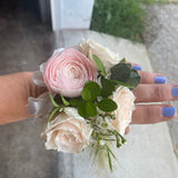 handheld bouquet