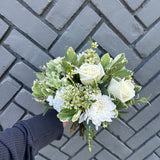 handheld bouquet