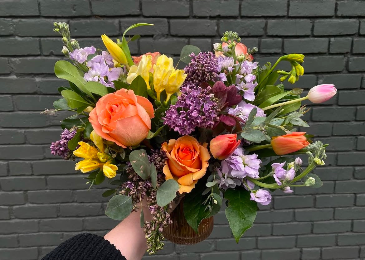 designer’s choice seasonal arrangement shop now at flower + furbishanniversary, birthday, celebration, congrats, congratulations, encouragement, floral arrangement, Flowers, fresh flower, friendship, Get well, Gift, Holiday, just because, love, mom, new baby, Seasonal, sympathy, thank you, vase, vased arrangement