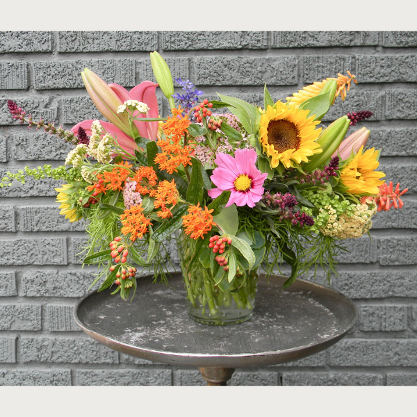 designer’s choice seasonal arrangement shop now at flower + furbishanniversary, birthday, celebration, congrats, congratulations, encouragement, floral arrangement, Flowers, fresh flower, friendship, Get well, Gift, Holiday, just because, love, mom, new baby, Seasonal, sympathy, thank you, vase, vased arrangement
