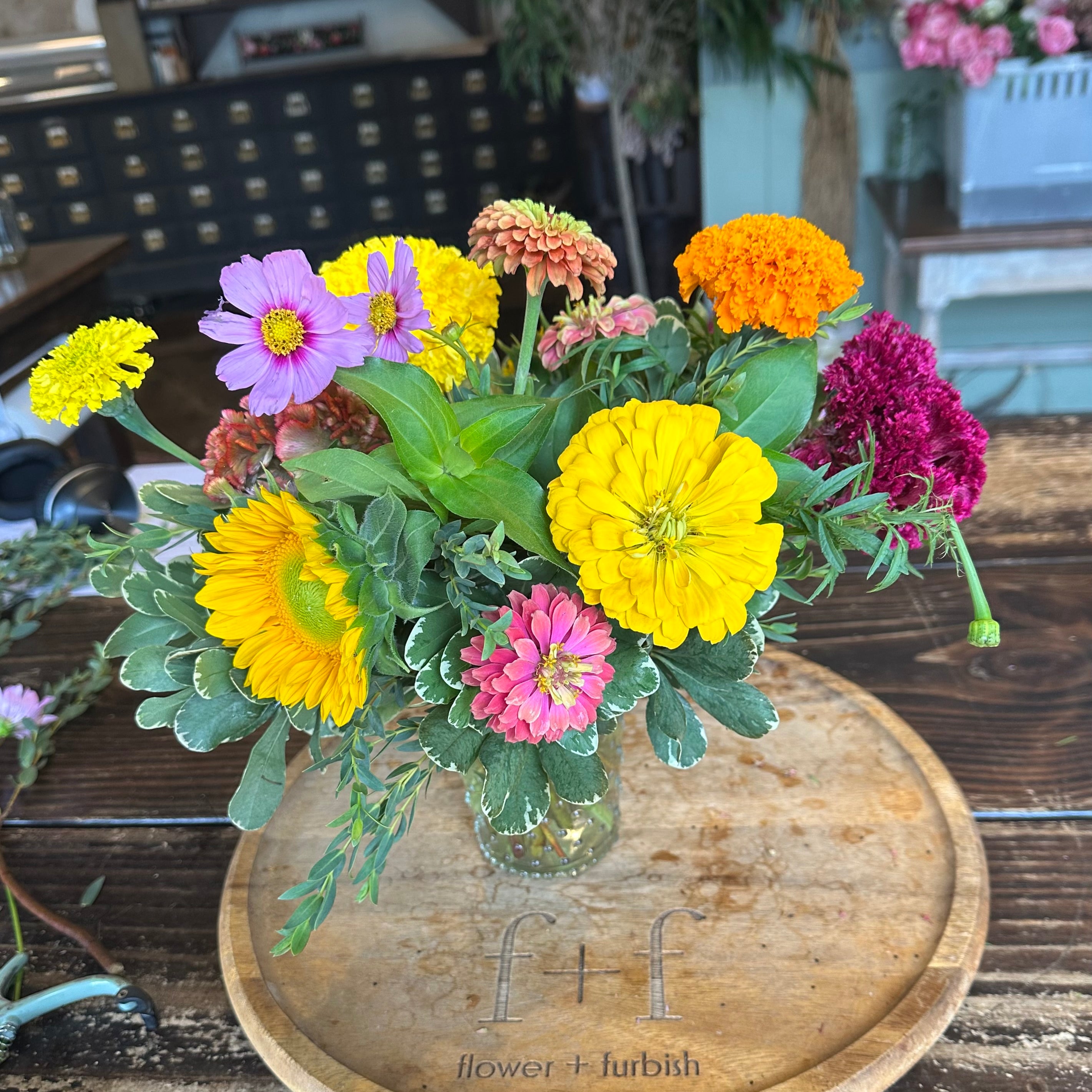 designer’s choice seasonal arrangement
