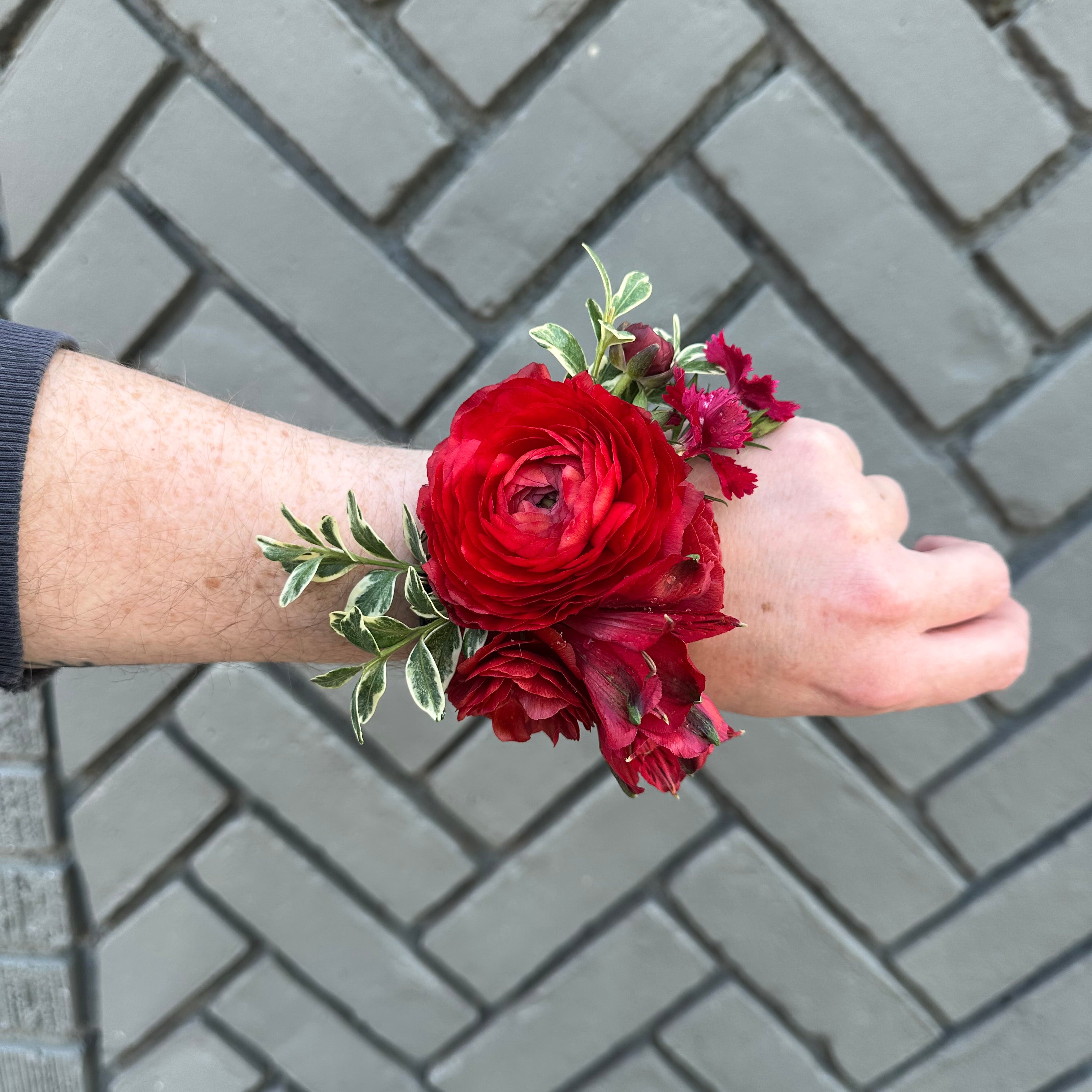 wrist corsage